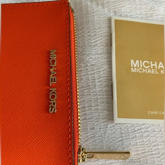 Michael Kors Jet Set Travel Small Top Zip Coin Pouch with ID Holder